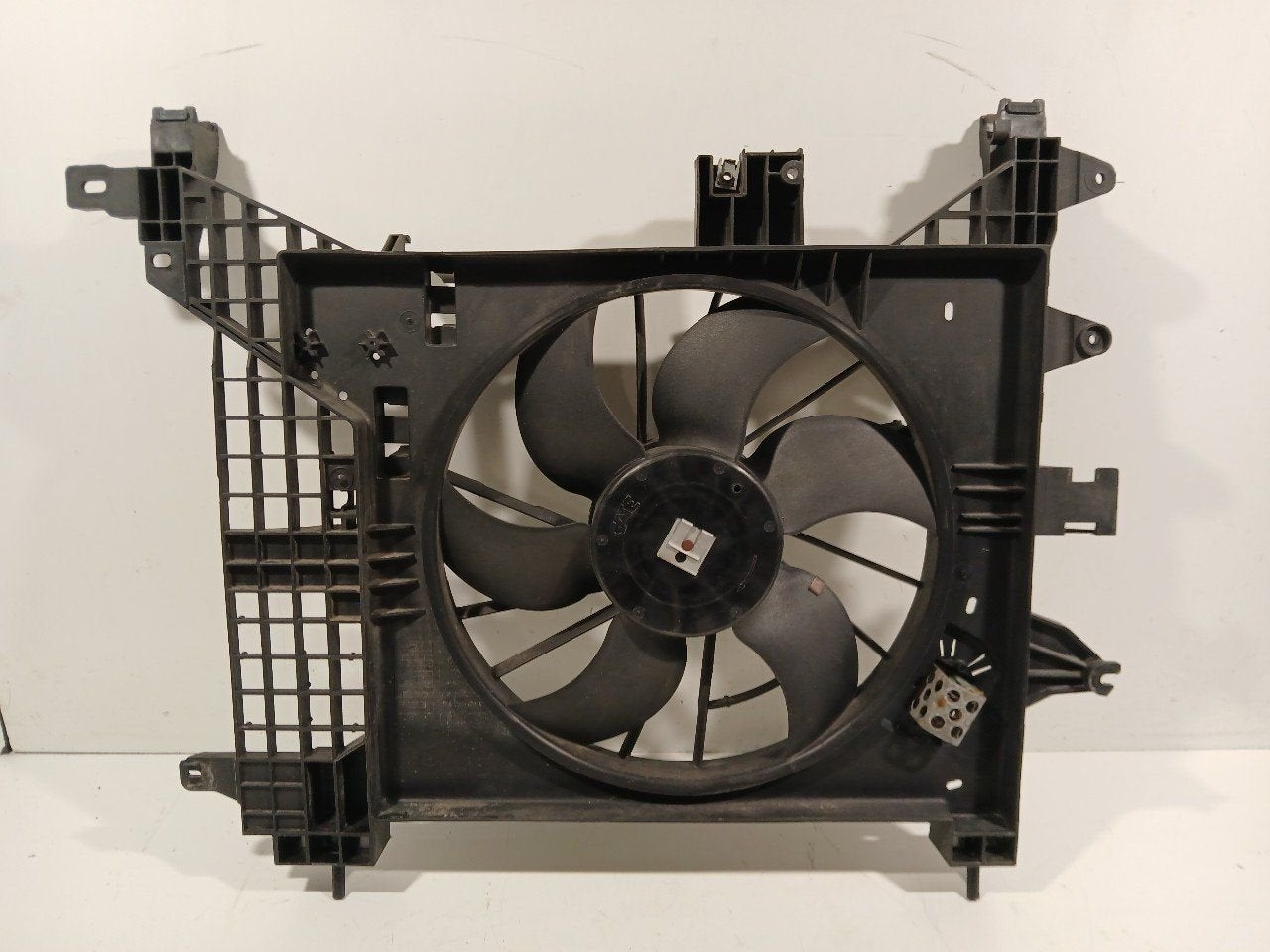 Koelventilatormotor Dacia Duster, Dacia, Onderdelen@venauto.nl, Van der Ven Autorecycling B.V., Gebruikt