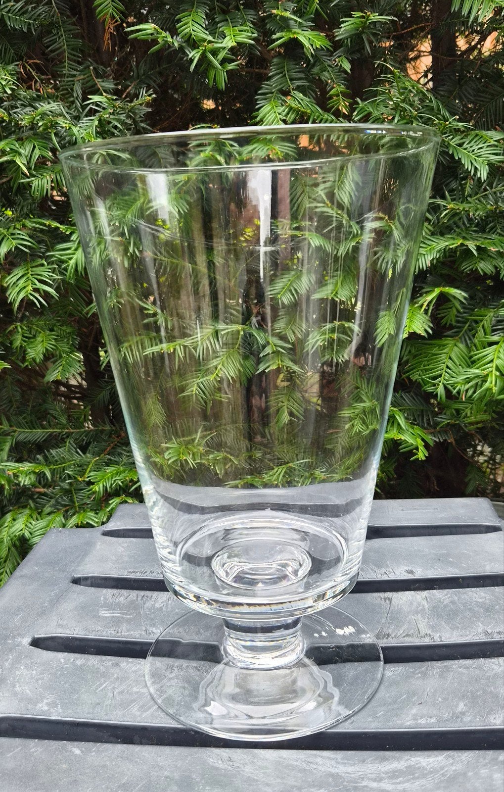 Grote glazen vaas, Ophalen, Gebruikt, Op voet, Glas