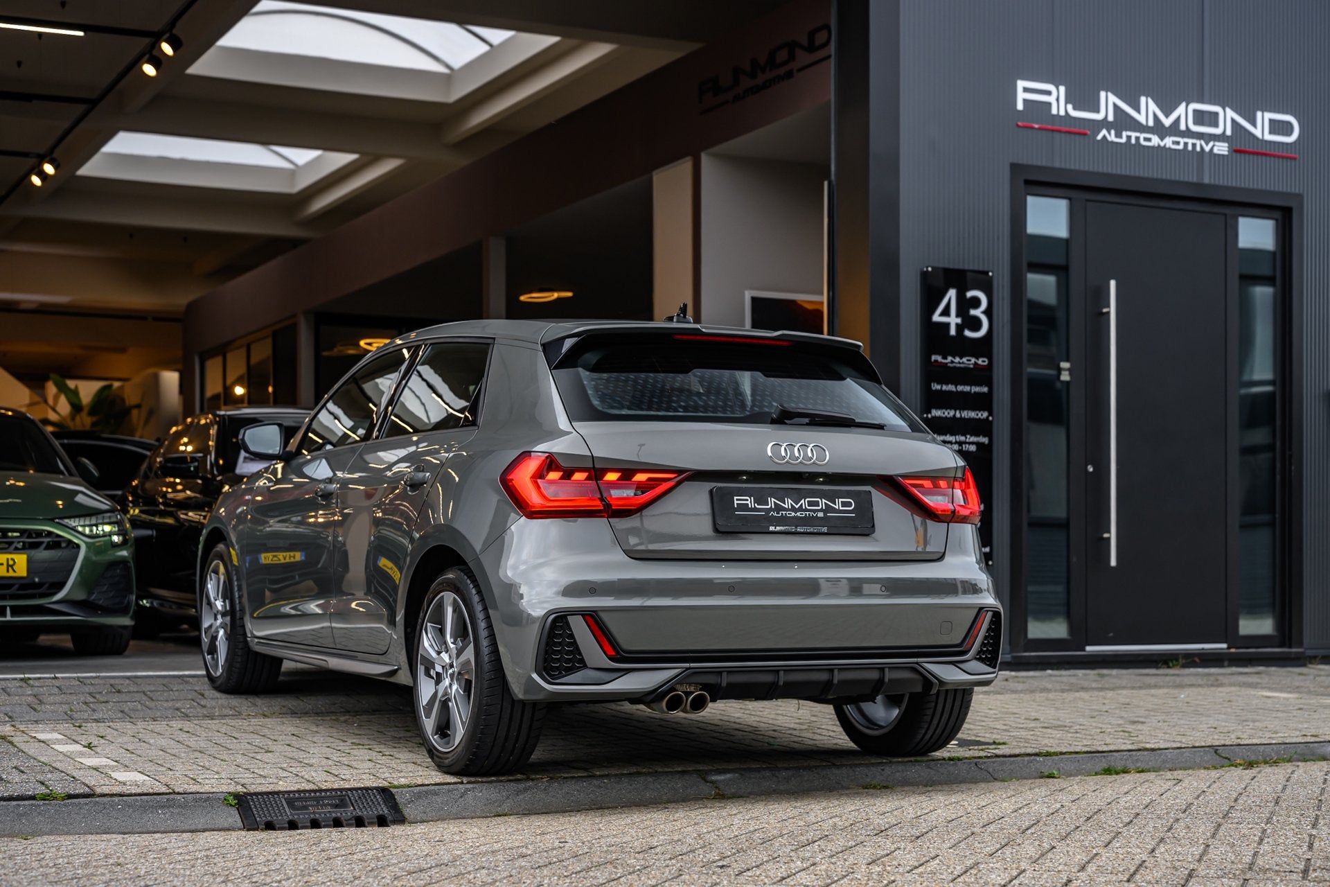 Audi A1 Sportback 40 TFSI Pro Line S|Camera|Lane-Assist|Acc|, Auto's, Dealer onderhouden, Zwart, 4 cilinders, 1984 cc