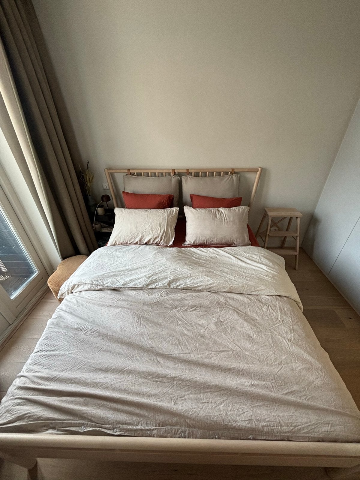 IKEA Stijlvol houten tweepersoonsbed met lattenbodems, Ophalen, Beige, Tweepersoons, 140 cm