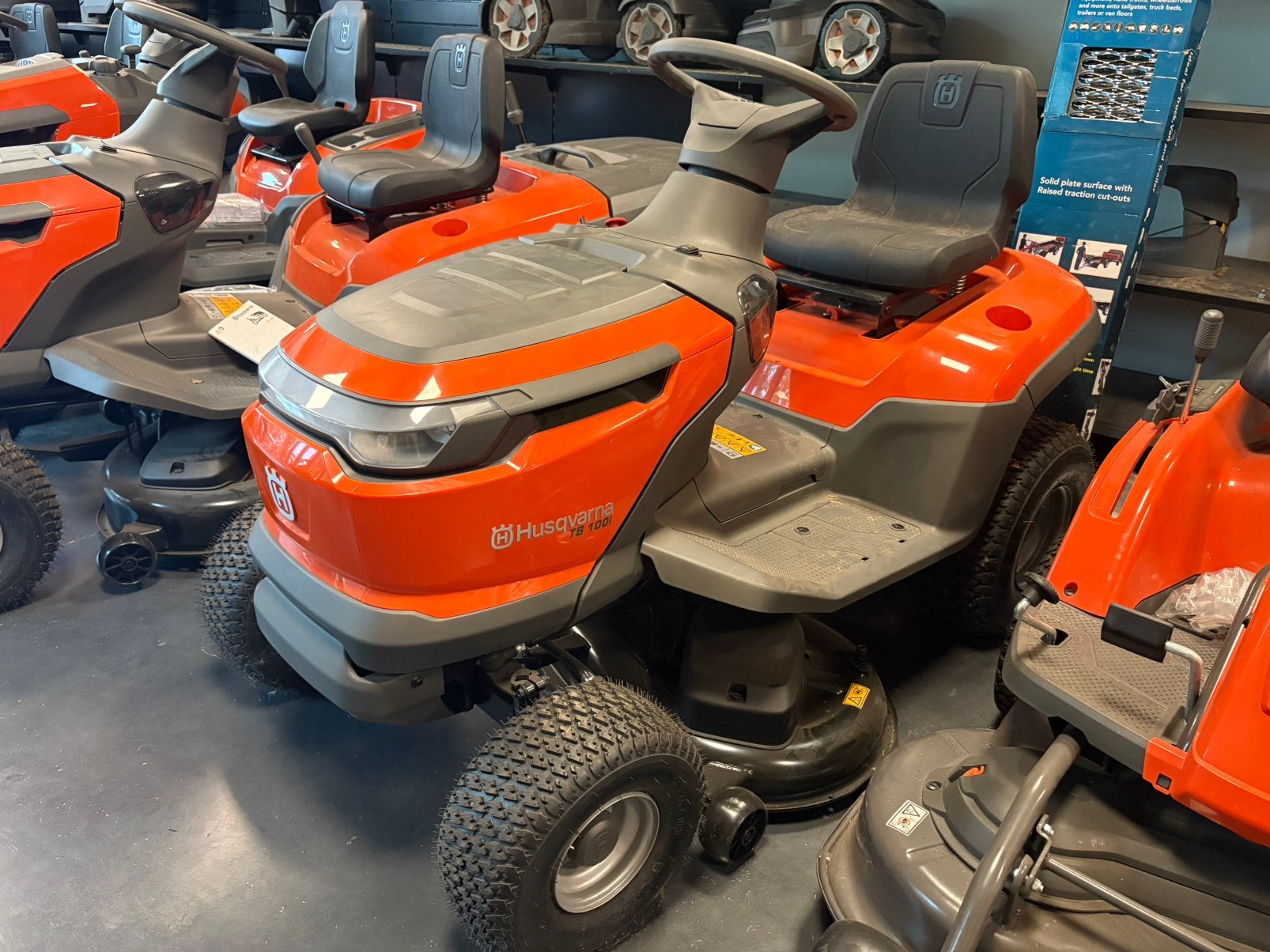 Nieuwe Husqvarna TS100i Actie elektrische zitmaaier TC100i, Ophalen, Nieuw, Mulchfunctie, 90 tot 120 cm