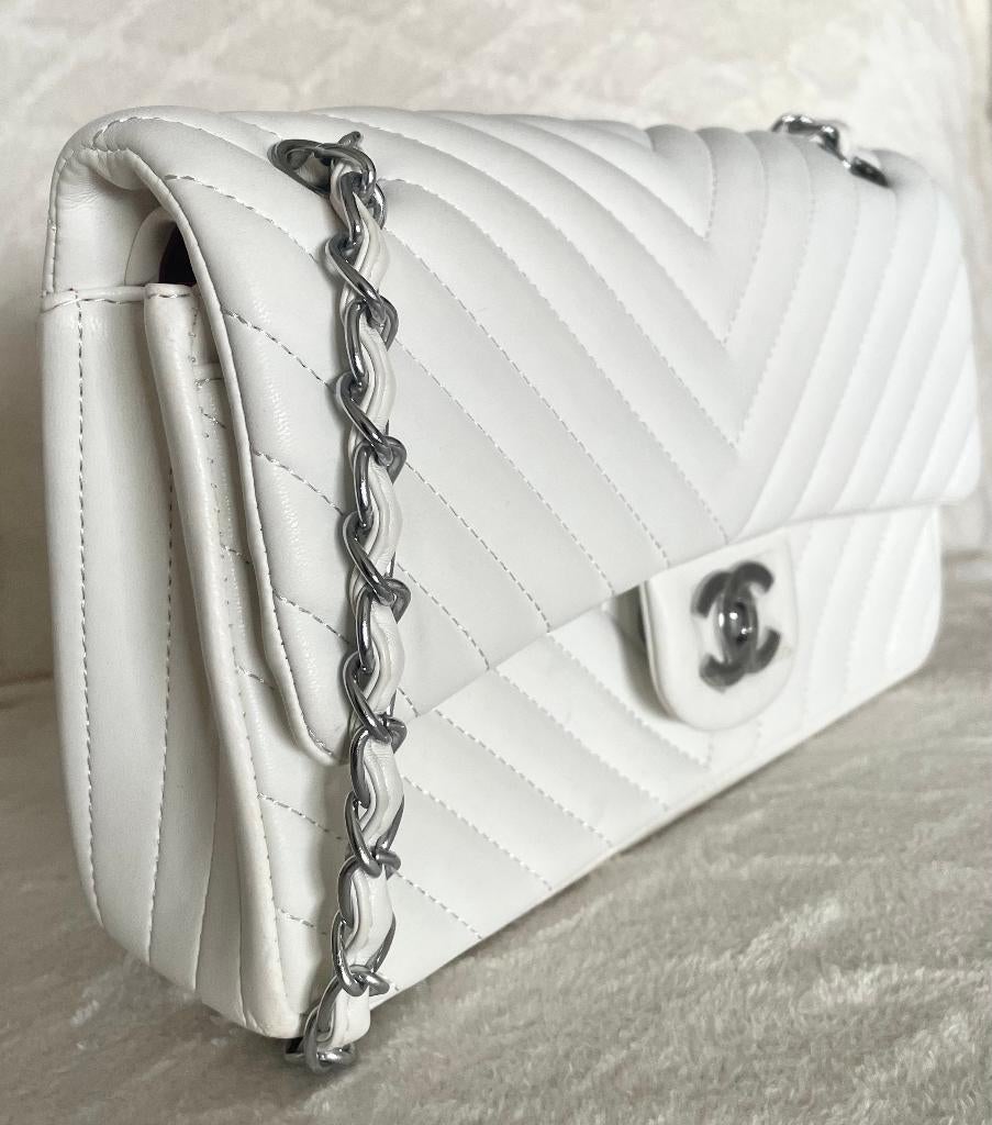 Elegant White Quilted Shoulder Bag, Ophalen of Verzenden, Nieuw, Wit, Schoudertasje