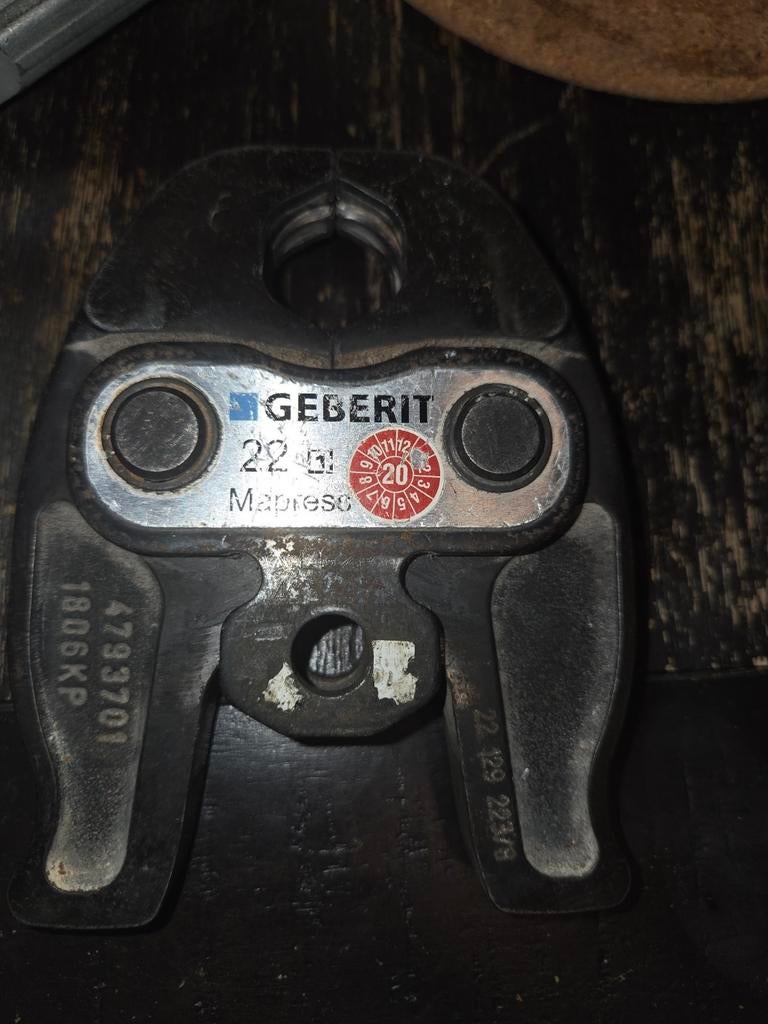 Geberit Mapress persbek 22, Doe-het-zelf en Verbouw, Ophalen of Verzenden, Gebruikt