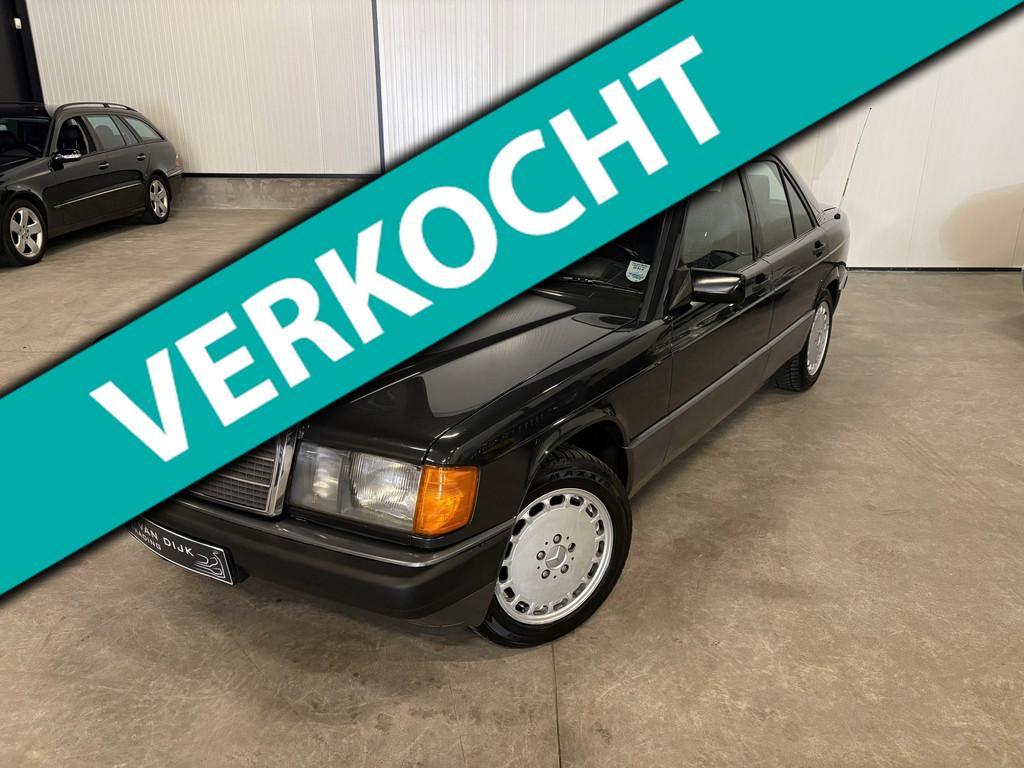 Mercedes-Benz 190-serie 1.8 E Automaat Sportline Schuifdak, Auto's, Mercedes-Benz, Automaat, Gebruikt, Zwart, 4 cilinders