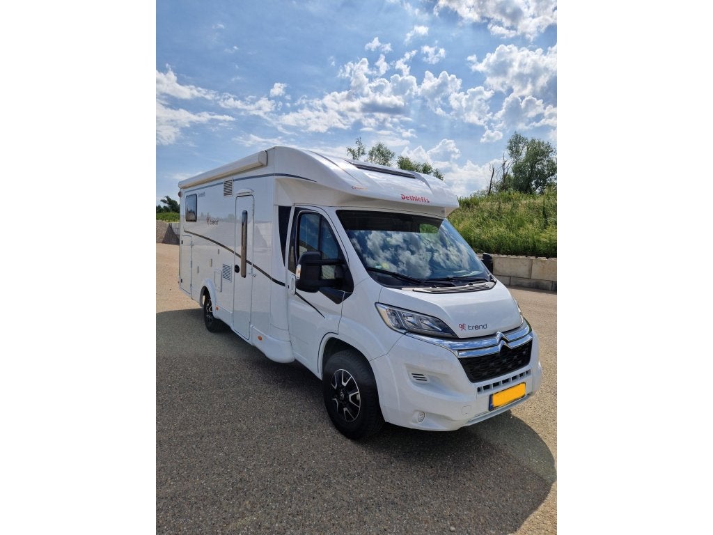 Dethleffs trend 90 years T 7057 EB DBM (1048710), Caravans en Kamperen, Campers, Ringverwarming, Luifel, Particulier, Koelkast