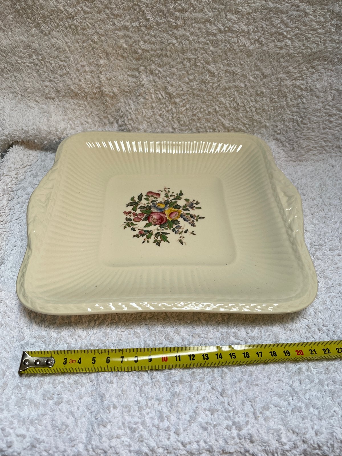 Wedgwood Conway Schaal - Bloemmotief, Ophalen of Verzenden