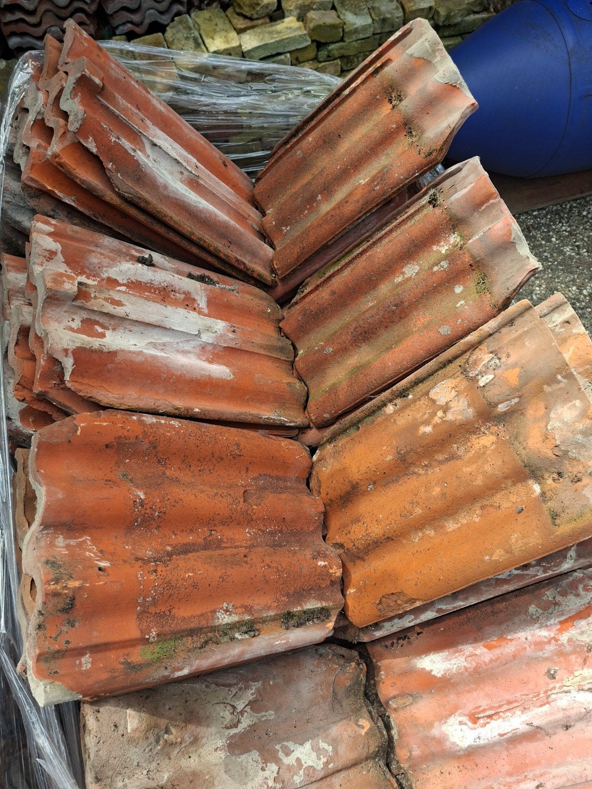 Gebruikte dakpannen friese golf - Oranje/Rood, Doe-het-zelf en Verbouw, Ophalen, Gebruikt, Steen of Klei, 15 m² of meer