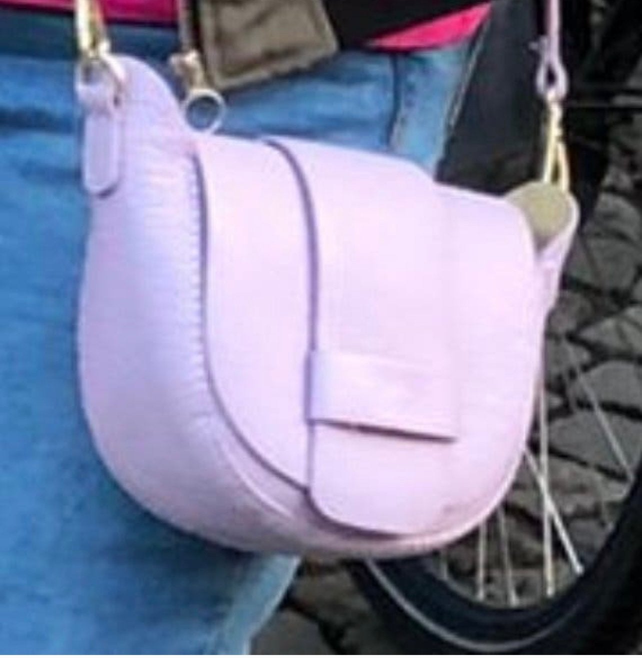 Lila leren tas met lange riem, Ophalen, Zo goed als nieuw, Paars, Schoudertasje
