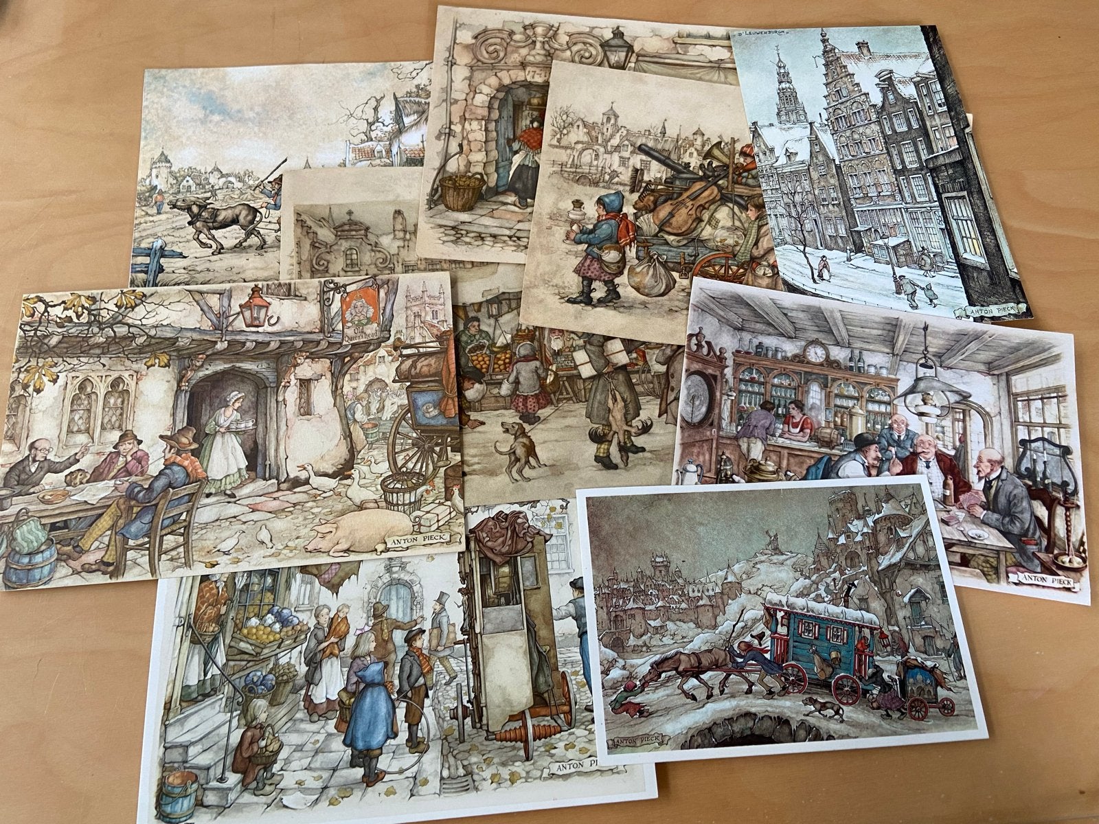 Set van 12 Anton Pieck kaarten - Diverse taferelen, Ophalen of Verzenden, 1940 tot 1960, Ongelopen, Zuid-Holland