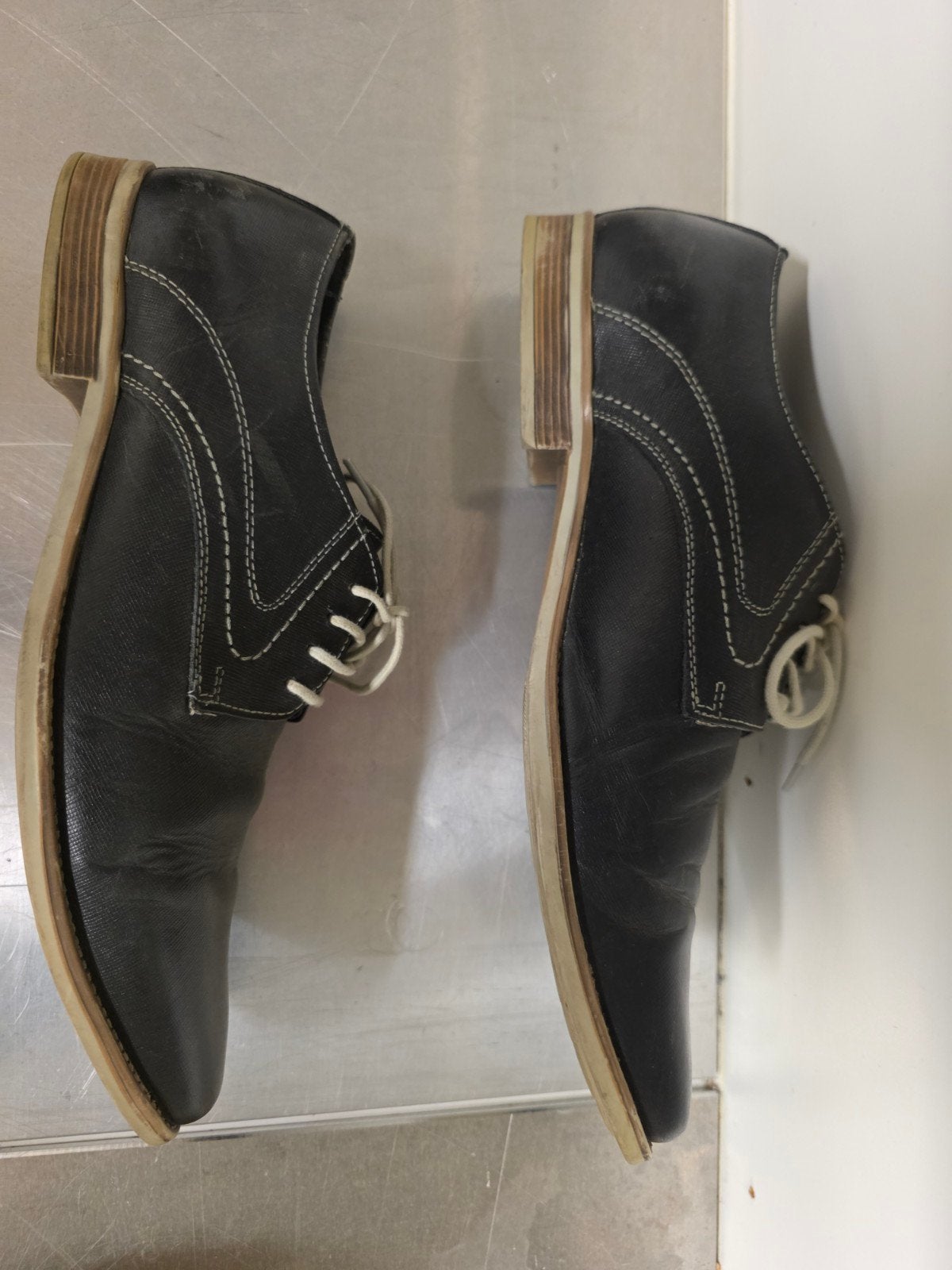 goede nette heren schoenen maat 43, Overige kleuren, Ophalen of Verzenden, Zo goed als nieuw, Veterschoenen