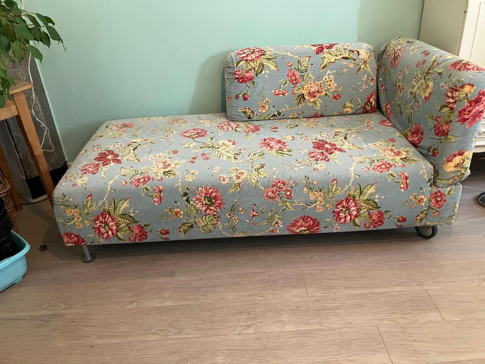 Mooie chaise longue met slaapfunctie, Huis en Inrichting, Banken | Sofa's en Chaises Longues, Ophalen, Overige maten, Zo goed als nieuw