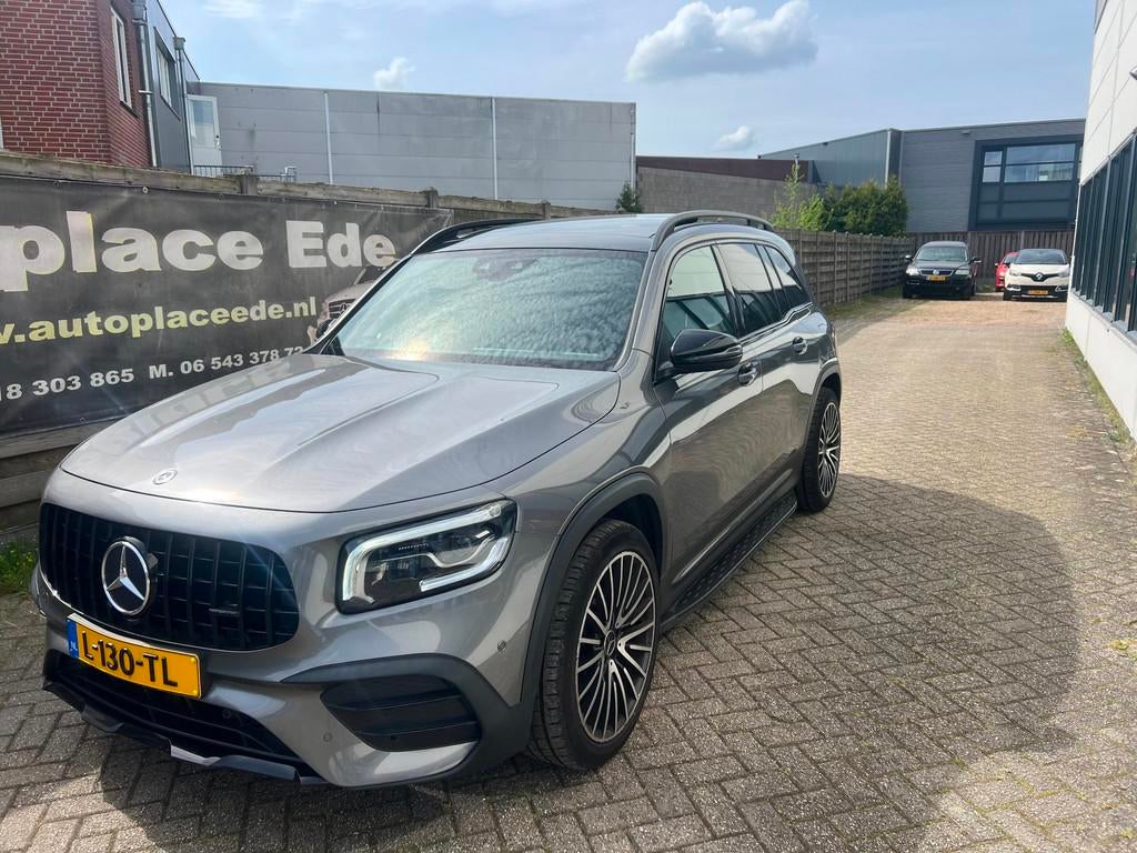 Mercedes-Benz GLB 180 MEMORIE AMG PANORAMADAK ECC, 136 pk, Gebruikt, 4 cilinders, Origineel Nederlands