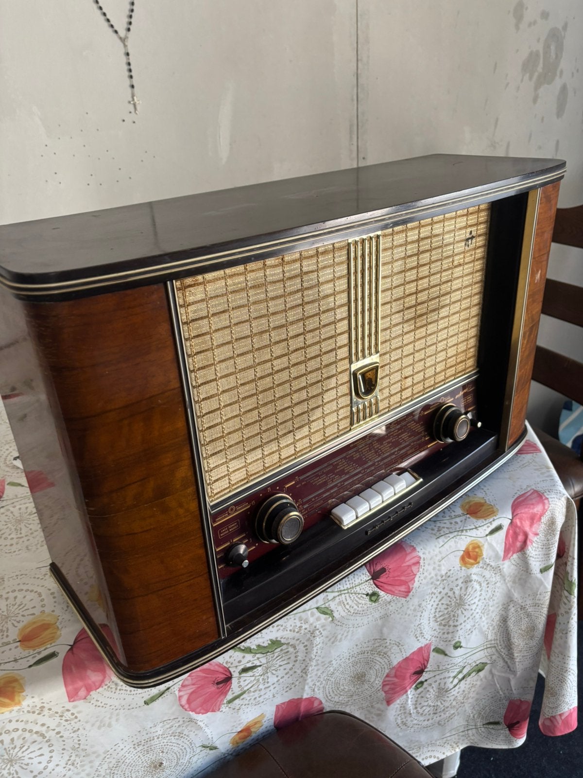 Antieke radio, Ophalen