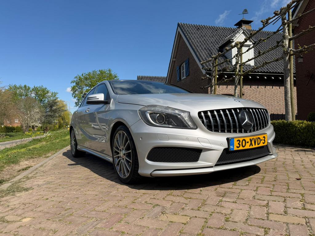 Mercedes-Benz A-Klasse A250 2.0 Sport AMG,  NL-auto, Auto's, 1345 kg, Zwart, 4 cilinders, Origineel Nederlands