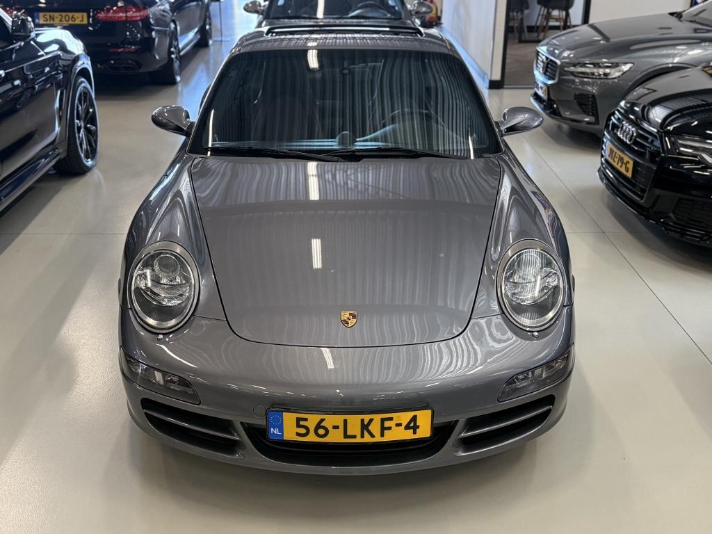 Porsche 911 3.8 Carrera 4S 355PK / schuifdak / Sport Chrono, Auto's, Porsche, Automaat, Gebruikt, 4 stoelen, Leder