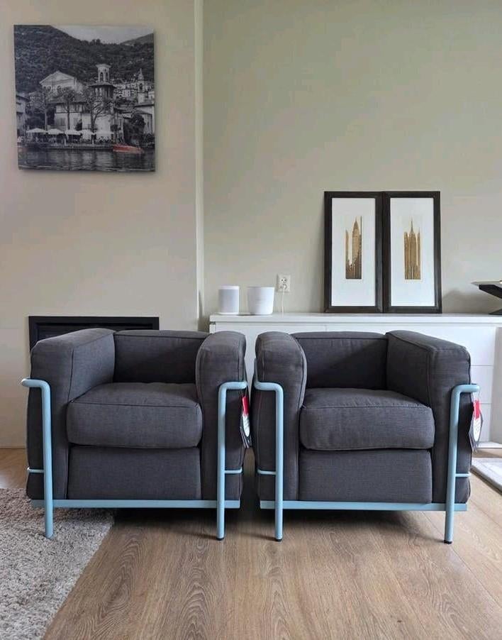 2x Cassina LC2 fauteuil Grand Confort Le Corbusier design, Huis en Inrichting, Ophalen of Verzenden, Nieuw