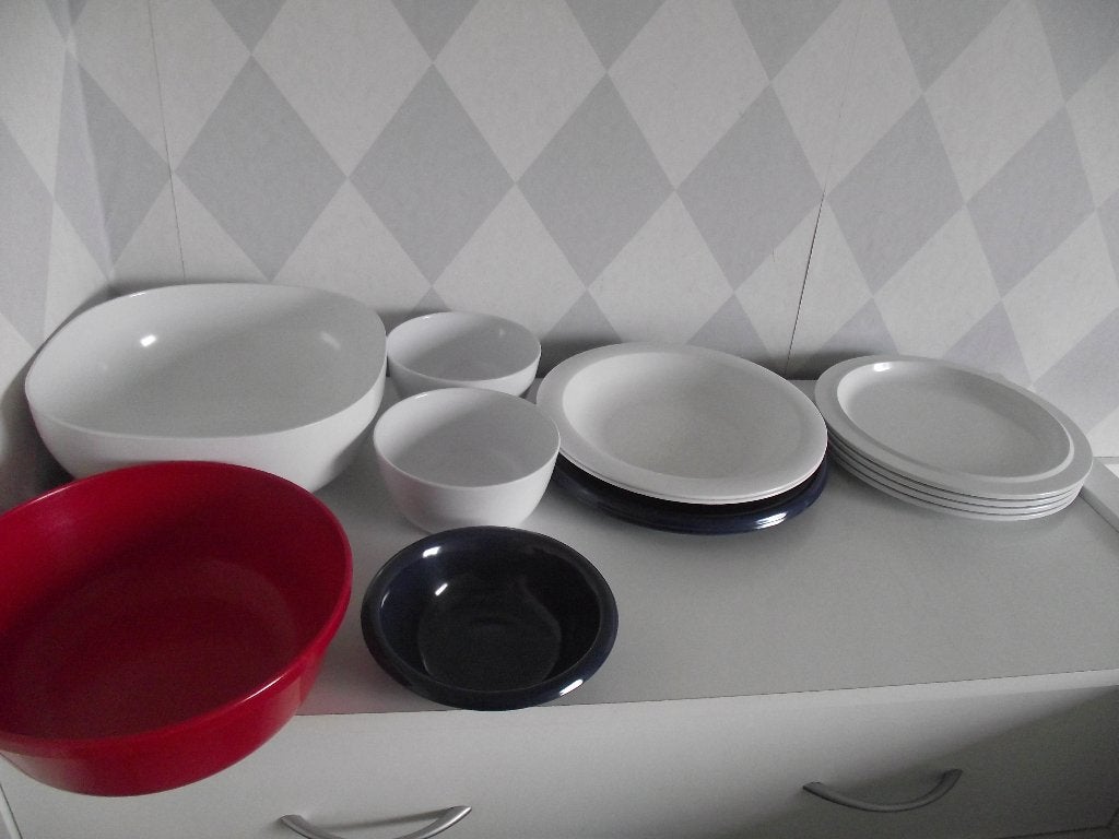 12x Mepal camping servies 8 borden 3 schaaltjes 1 schaal p s, Ophalen of Verzenden, Zo goed als nieuw