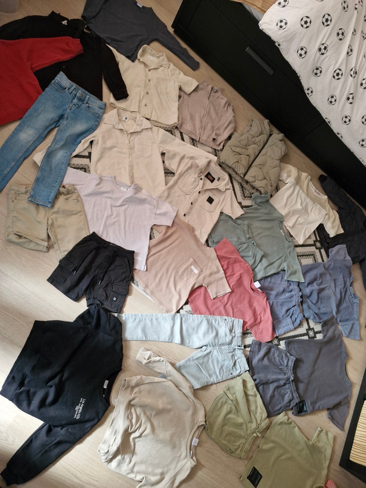 Kledingpakket 32 stuks jongens maat 104/110/116, Ophalen of Verzenden, Gebruikt, Maat 110