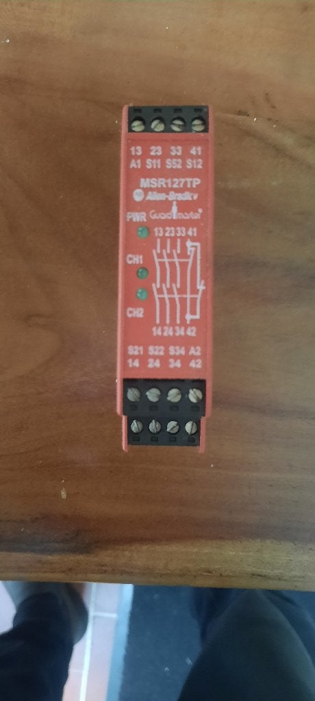 Allen-Bradley MSR127TP Veiligheidsrelais Guardmaster, Ophalen of Verzenden, Gebruikt
