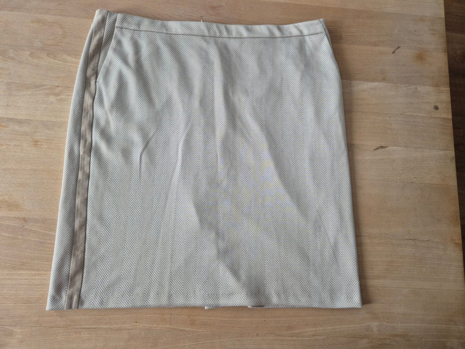 Prachtige rok Mart Vsser.Maat 46 Nieuw., Kleding | Dames, Beige, Maat 46/48 (XL) of groter, Nieuw, Onder de knie
