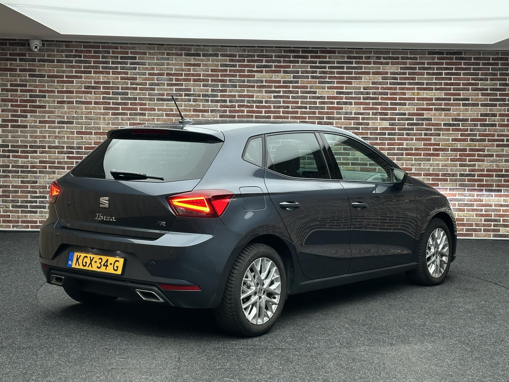 SEAT Ibiza 1.5 TSI Sport, Auto's, Seat, 1131 kg, Stof, Gebruikt, Euro 6