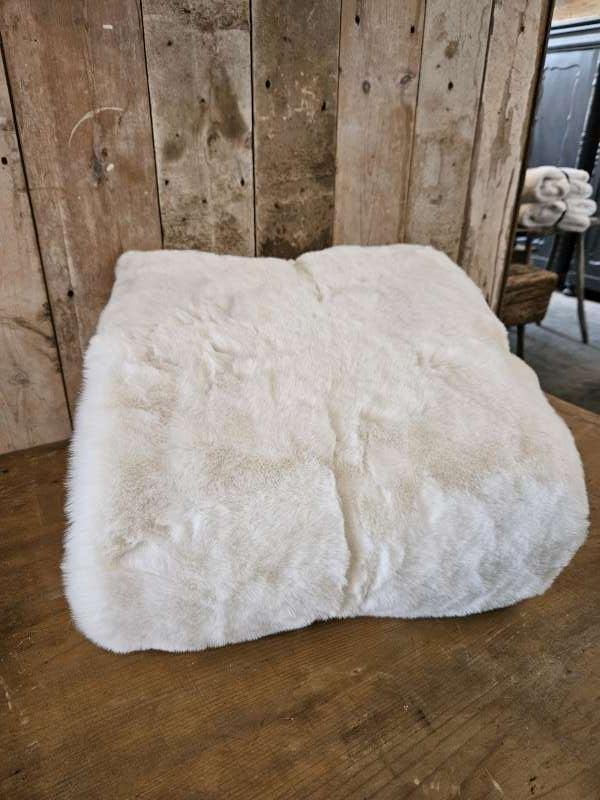 bont plaid ``WOONWINKEL RUSTIEK``, Huis en Inrichting, Ophalen of Verzenden, Nieuw, Imitatiebont