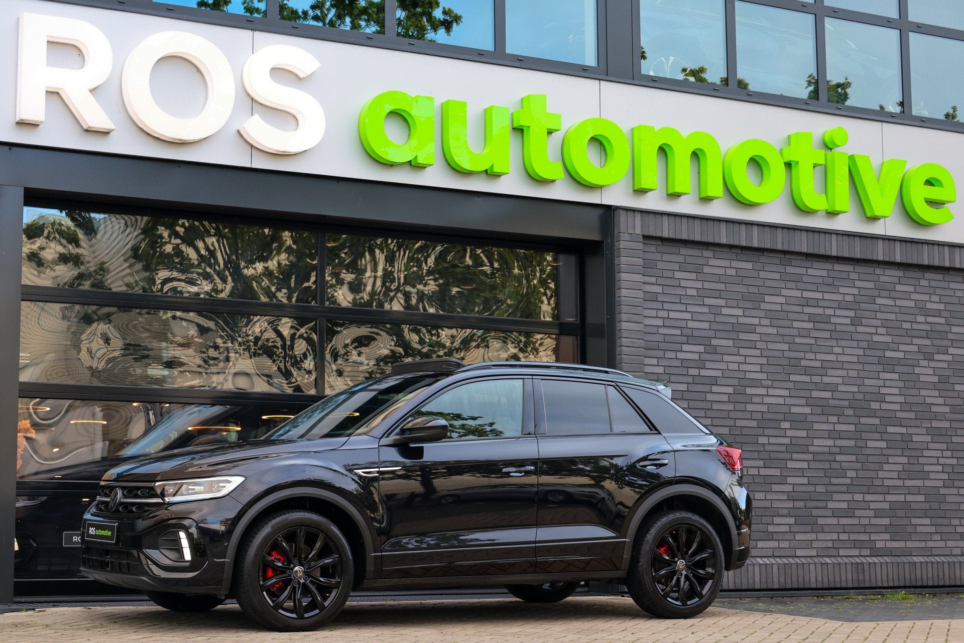 Volkswagen T-Roc 1.5 TSI R-Line | BTW | PANO | IQ-LIGHT | BE, Auto's, 1258 kg, 4 cilinders, 150 pk, Alcantara