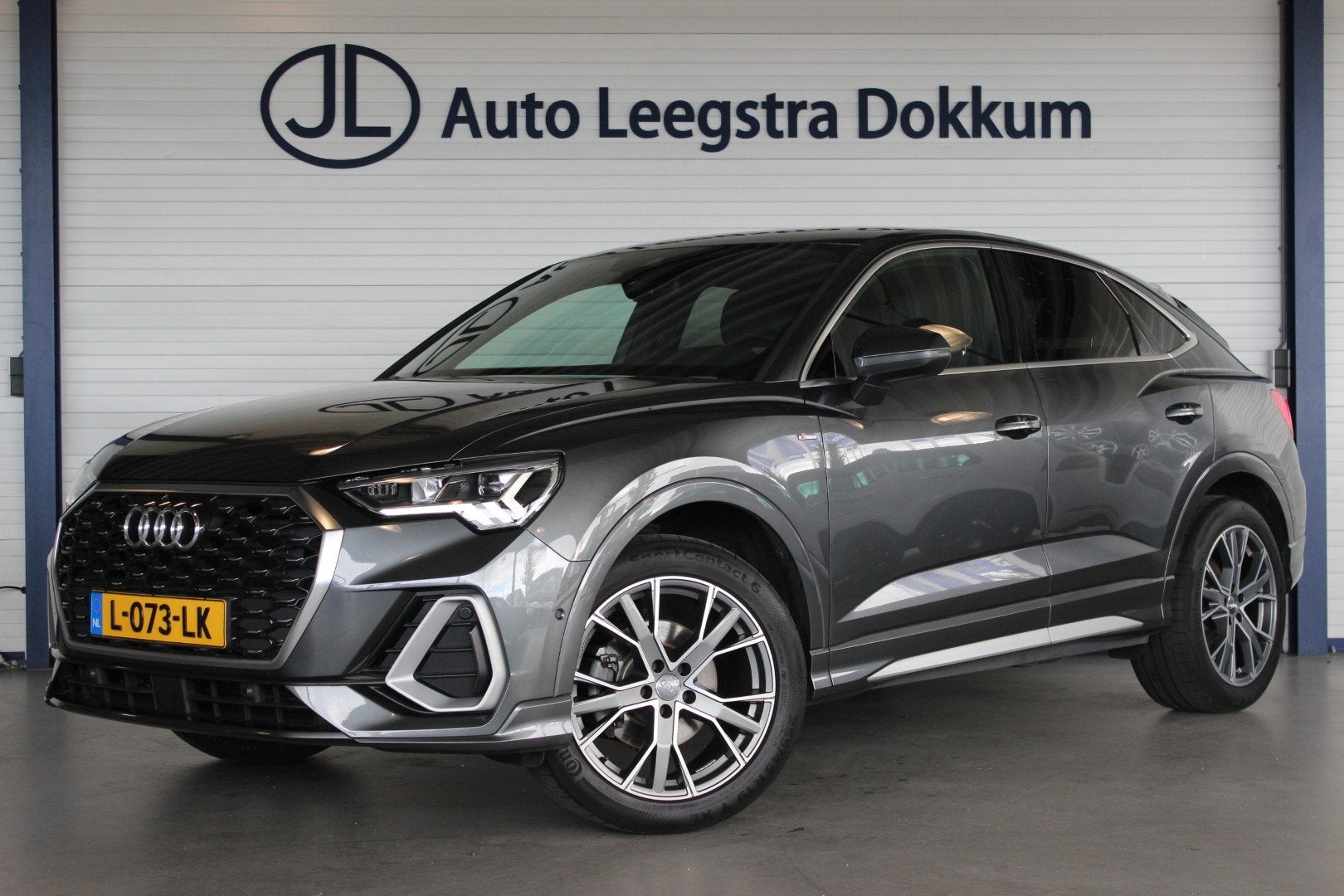 Audi Q3 Sportback 35 TFSI S-Line Edition Trekhaak | Stoelver, 4 cilinders, 150 pk, 1505 kg, Leder en Stof