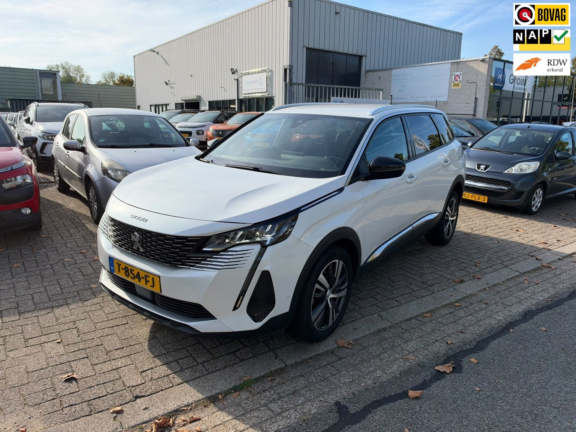 Peugeot 5008 1.2 PureTech Allure Pack Business Navi, Camera,, Dealer onderhouden, 15 km/l, Gebruikt, Euro 6