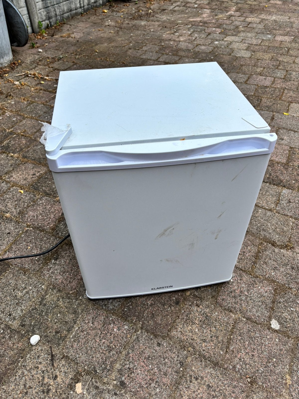 Klarstein mini-koelkast, Ophalen, Zonder vriesvak, Minder dan 85 cm, Minder dan 75 liter