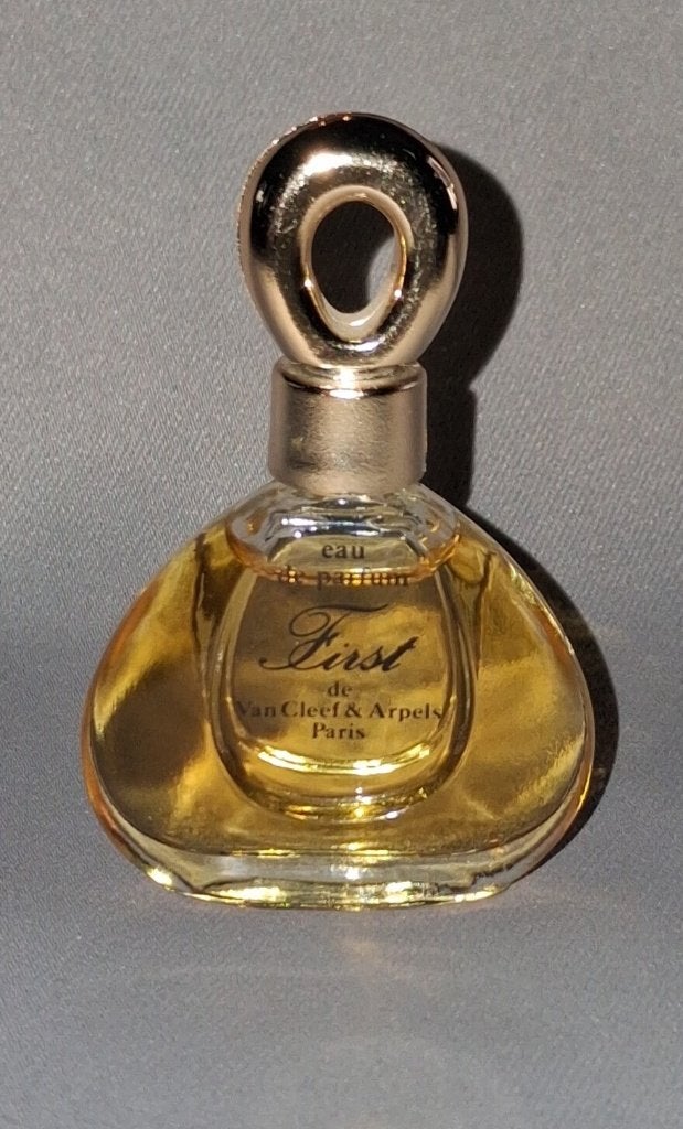 Volle parfum mini - Van cleef & arpels First edp, Ophalen of Verzenden, Zo goed als nieuw, Miniatuur, Gevuld