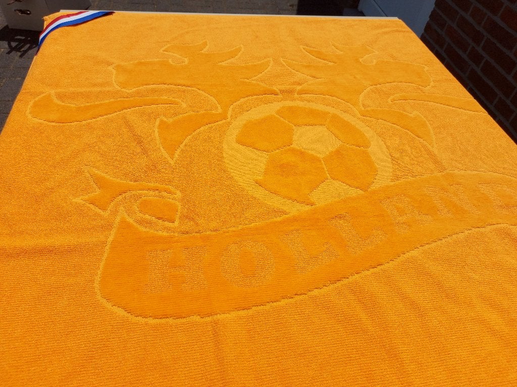 "Oranje Leeuw" afdruk op Super .(!)..XXL.Oranje Badlaken ..!, Verzamelen, Ophalen, Nieuw, Overige sporten, Overige typen