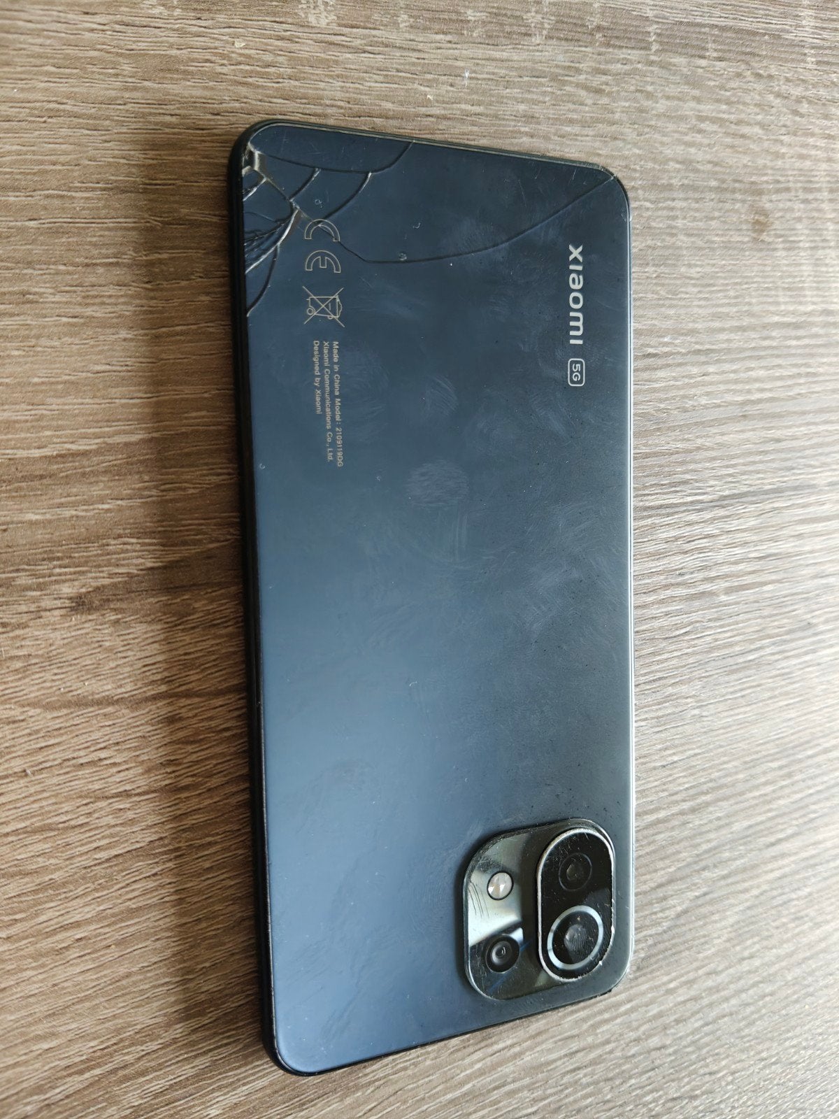 Xiaomi 11 Lite 5G - Gebruikt met schade aan achterzijde, Gebruikt, Overige modellen, Ophalen of Verzenden, Zonder simlock