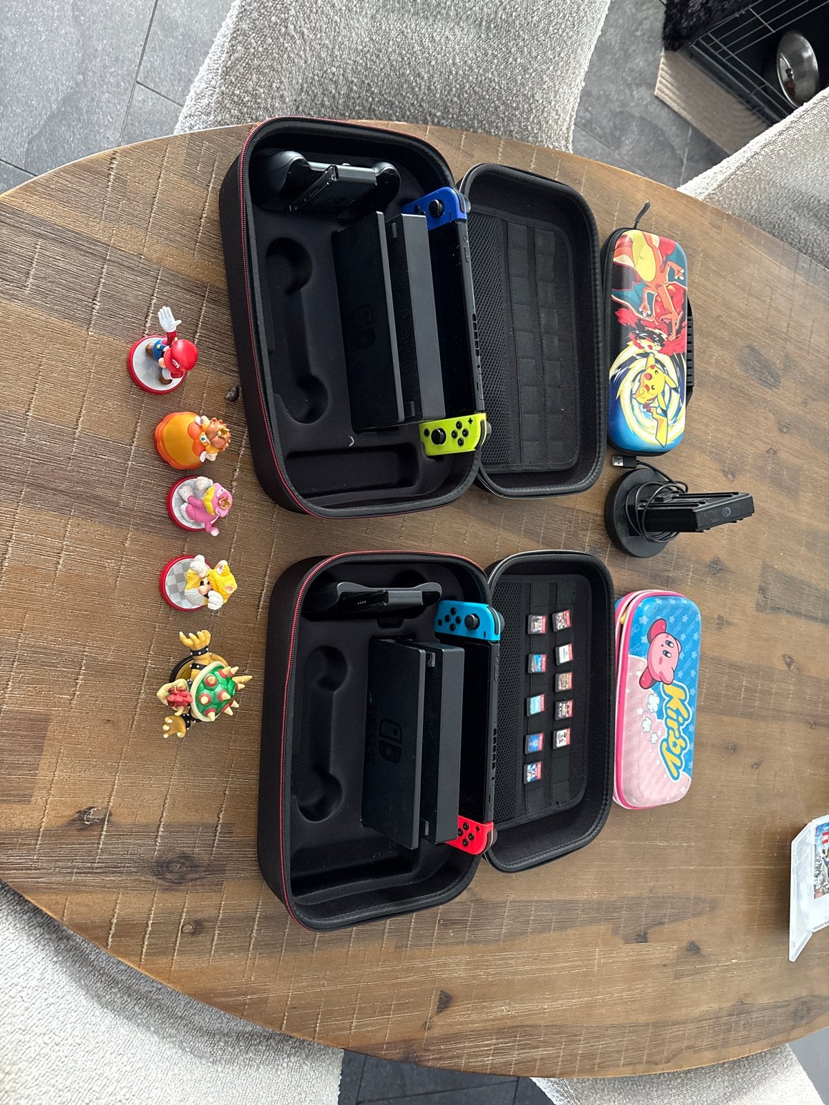 2x Nintendo Switch Bundel met games en accessoires, Spelcomputers en Games, Met games, Met 2 controllers, Ophalen of Verzenden