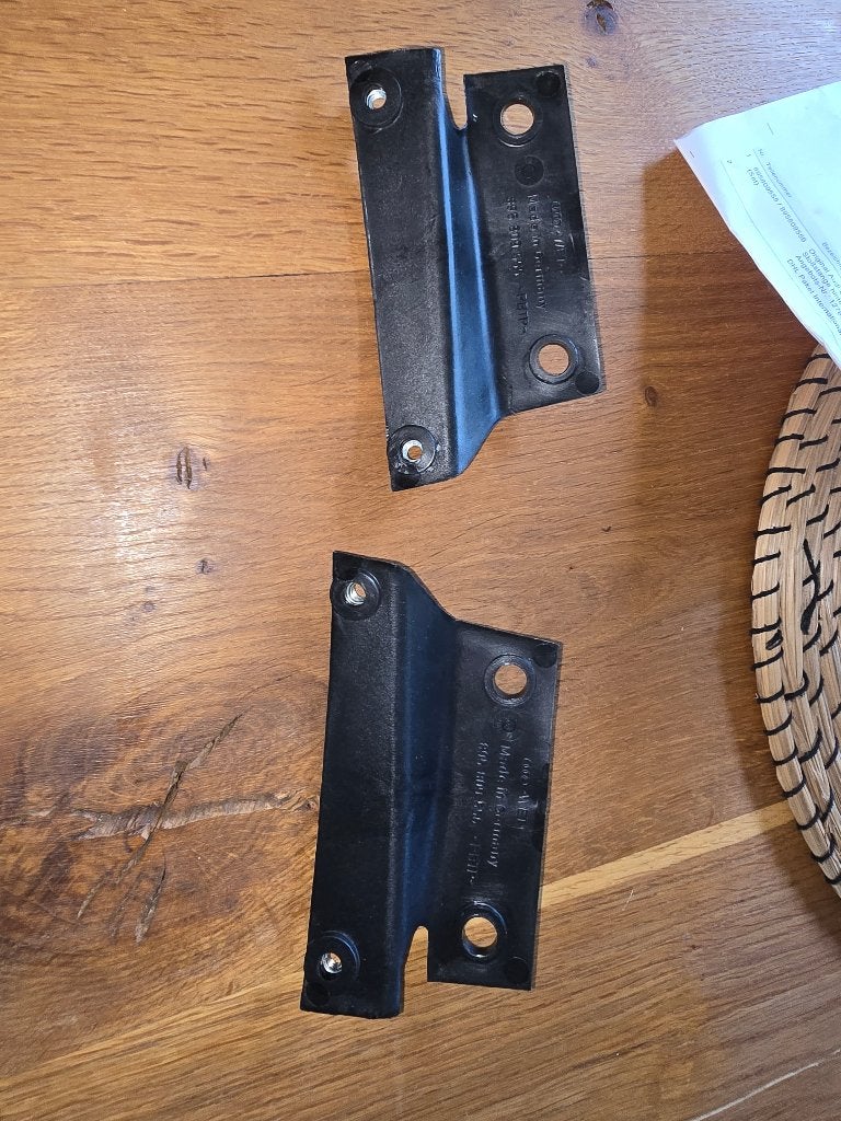 Auto Union (Audi) Coupe / Cabriolet houders achterbumper OEM, Gebruikt, Voor, Bumper, Audi