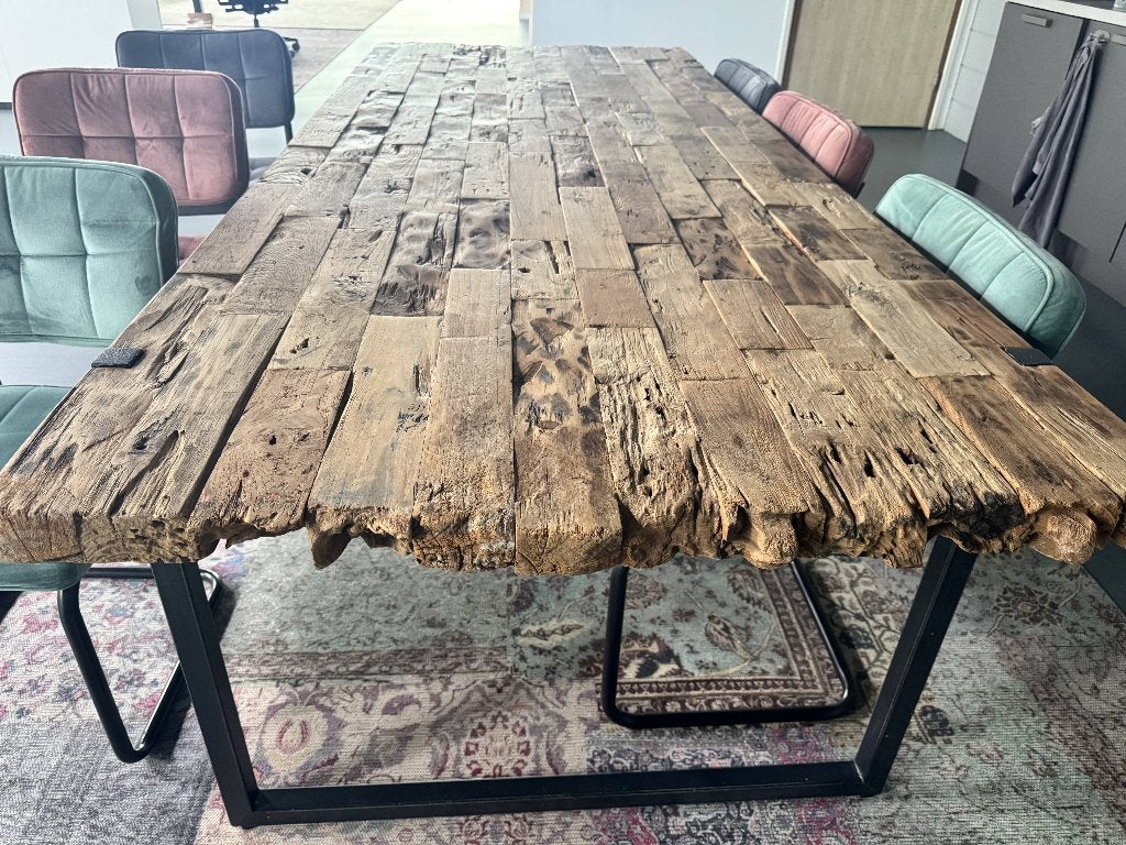 Mooie tafel met 6 bijpassende stoelen, Ophalen, 100 tot 150 cm, 200 cm of meer, Zo goed als nieuw