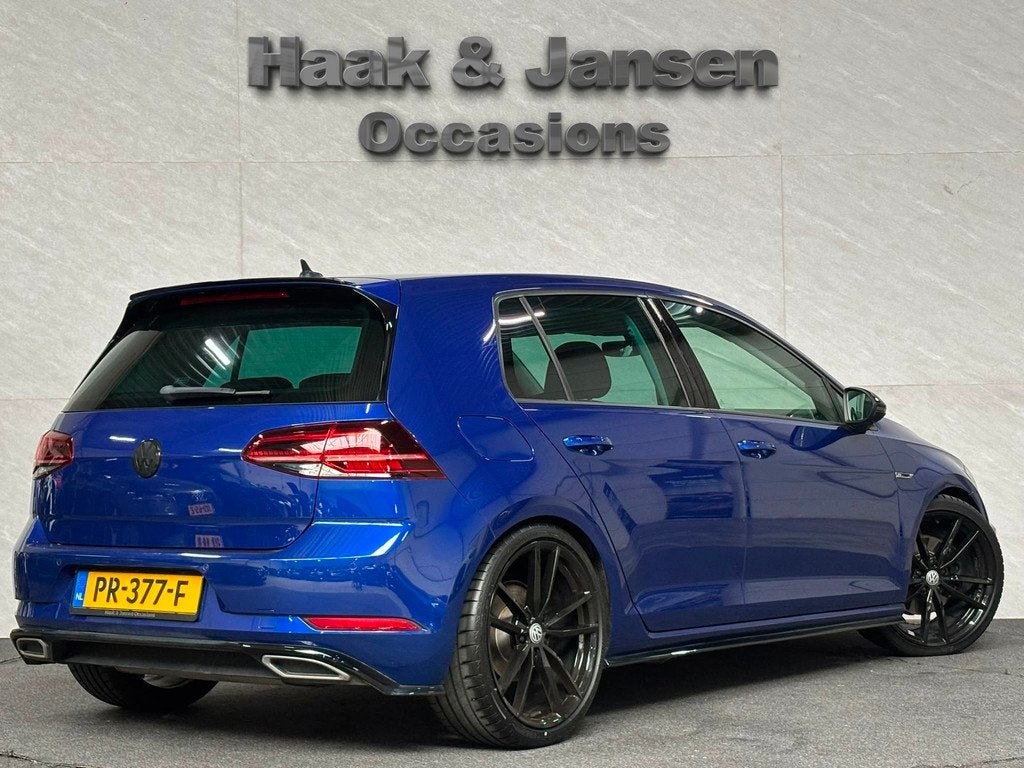 Volkswagen Golf 1.5 TSI Highline Business R-Line Massage, Euro 6, 4 cilinders, 150 pk, Origineel Nederlands