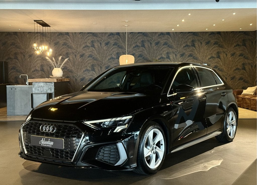 Audi A3 Sportback 30 TFSI S Edition I Automaat I Virtual Coc, Auto's, Audi, Bedrijf, Te koop, A3, ABS, Airbags, Airconditioning