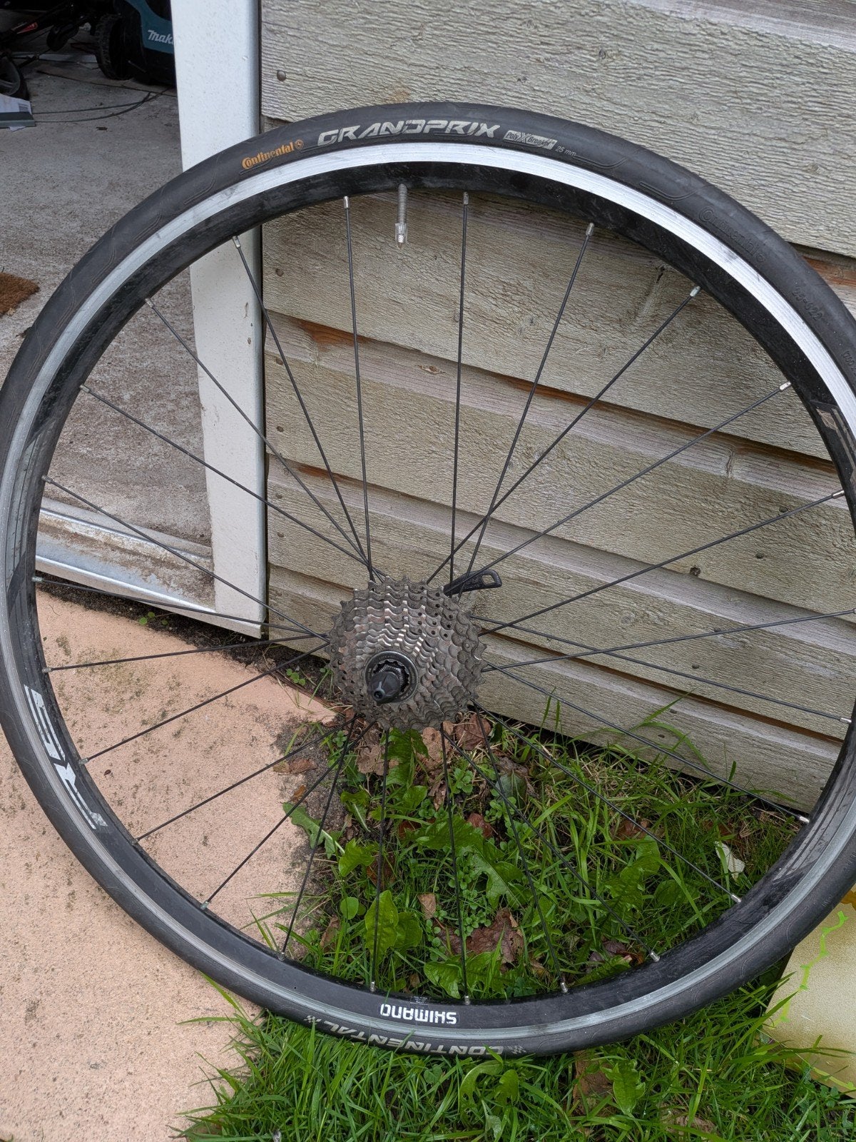 Wielset met Schwalbe Lugano en Continental Grand Prix banden, Wiel, Gebruikt, Schwalbe, Continental, Shimano, Ophalen of Verzenden