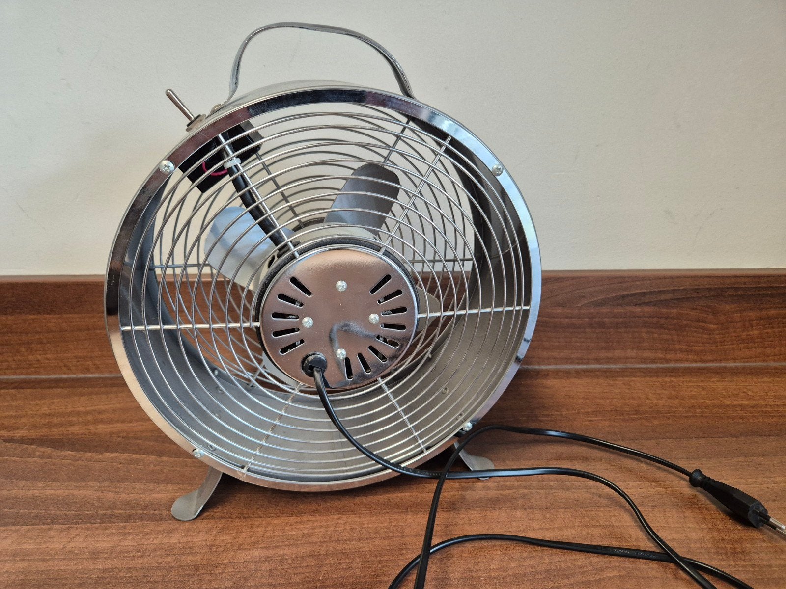 AEG VL 5617 M Vloerventilator - Zo goed als nieuw, Ophalen of Verzenden, Zo goed als nieuw, Vloerventilator
