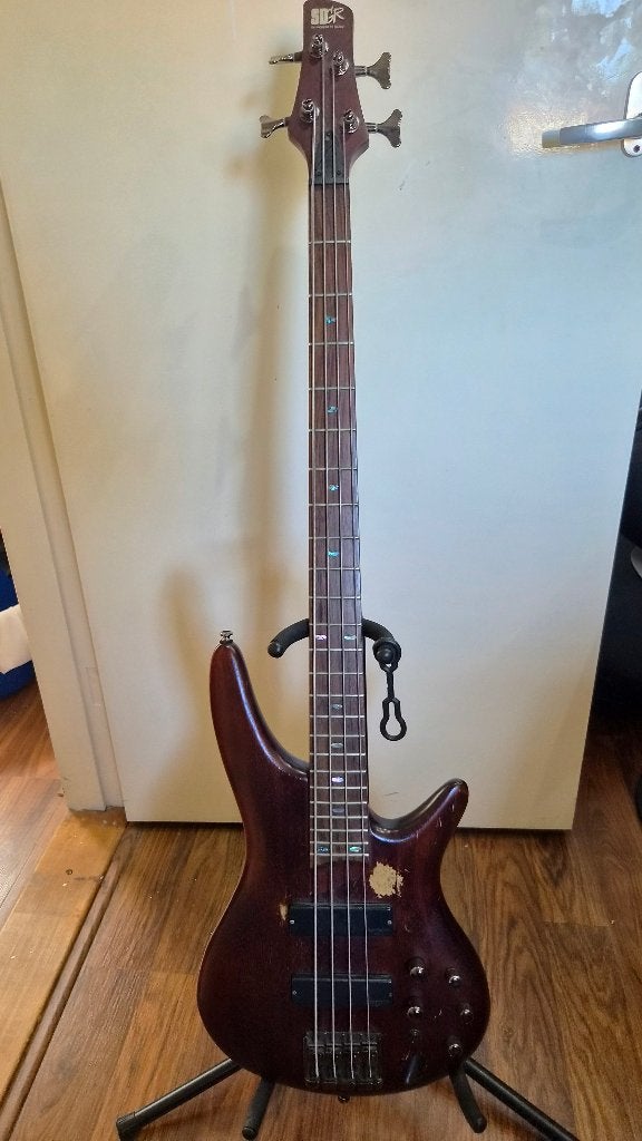 Ibanez sr500 basgitaar, Muziek en Instrumenten, Snaarinstrumenten | Gitaren | Bas, Ophalen, Gebruikt, Elektrisch