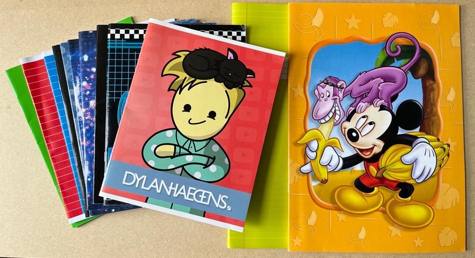 Pakketje schriften, Ophalen, Zo goed als nieuw