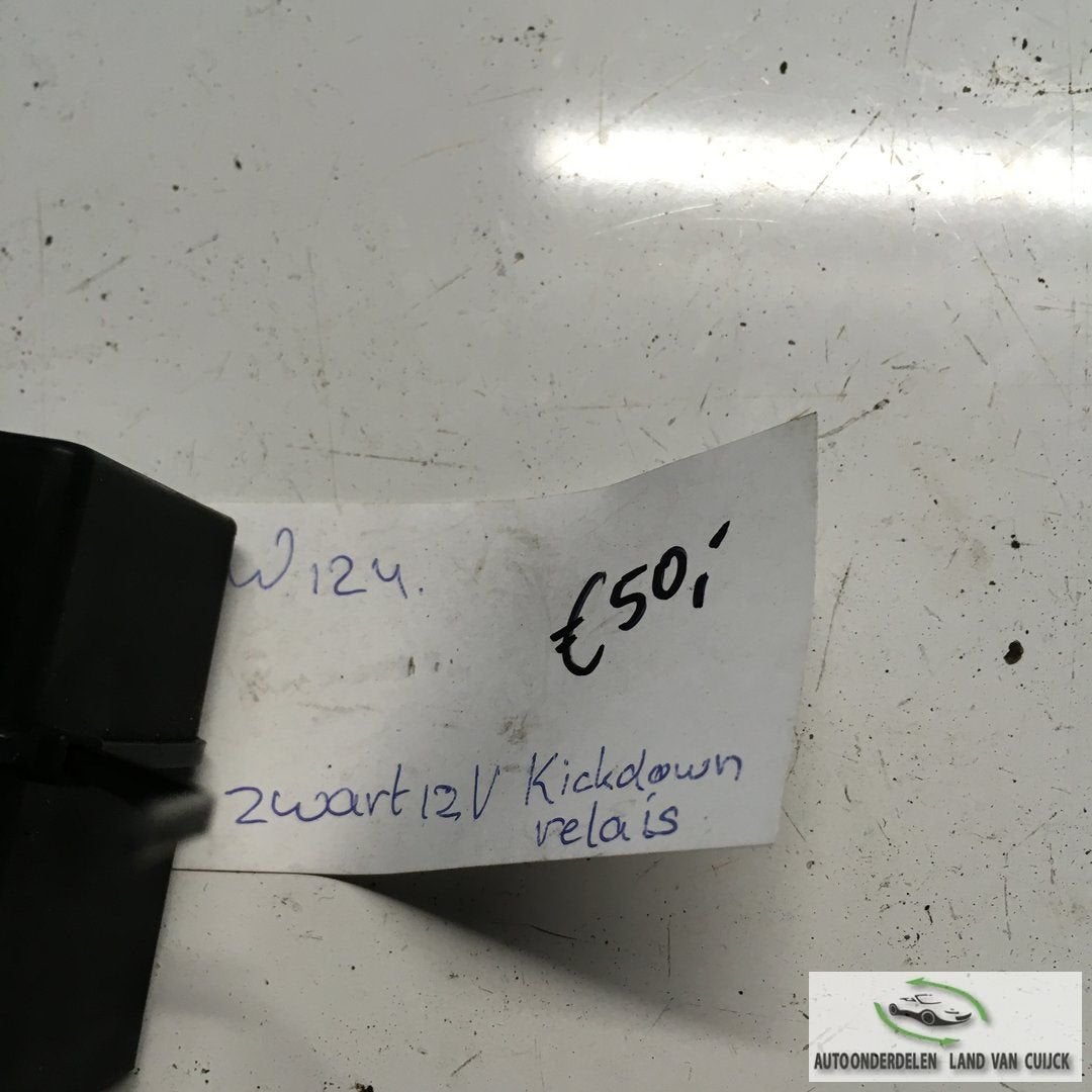 Mercedes W124 Kickdown Relais 002 545 65 05, Gebruikt, -, -, Ophalen of Verzenden