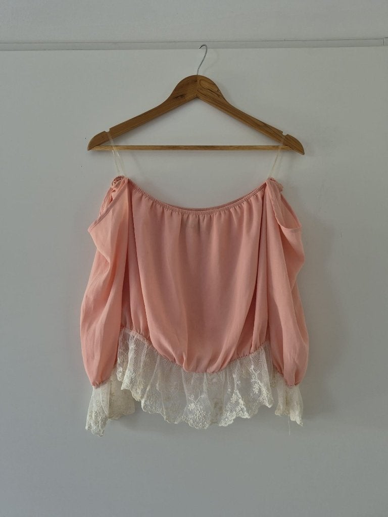 Off shoulder top Delousion maat S dames - roze / wit, Delousion, Ophalen of Verzenden, Zo goed als nieuw, Korte mouw