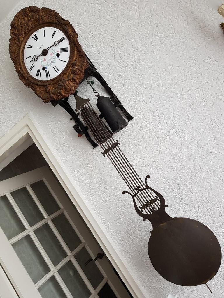 Klok comtoise, Ophalen