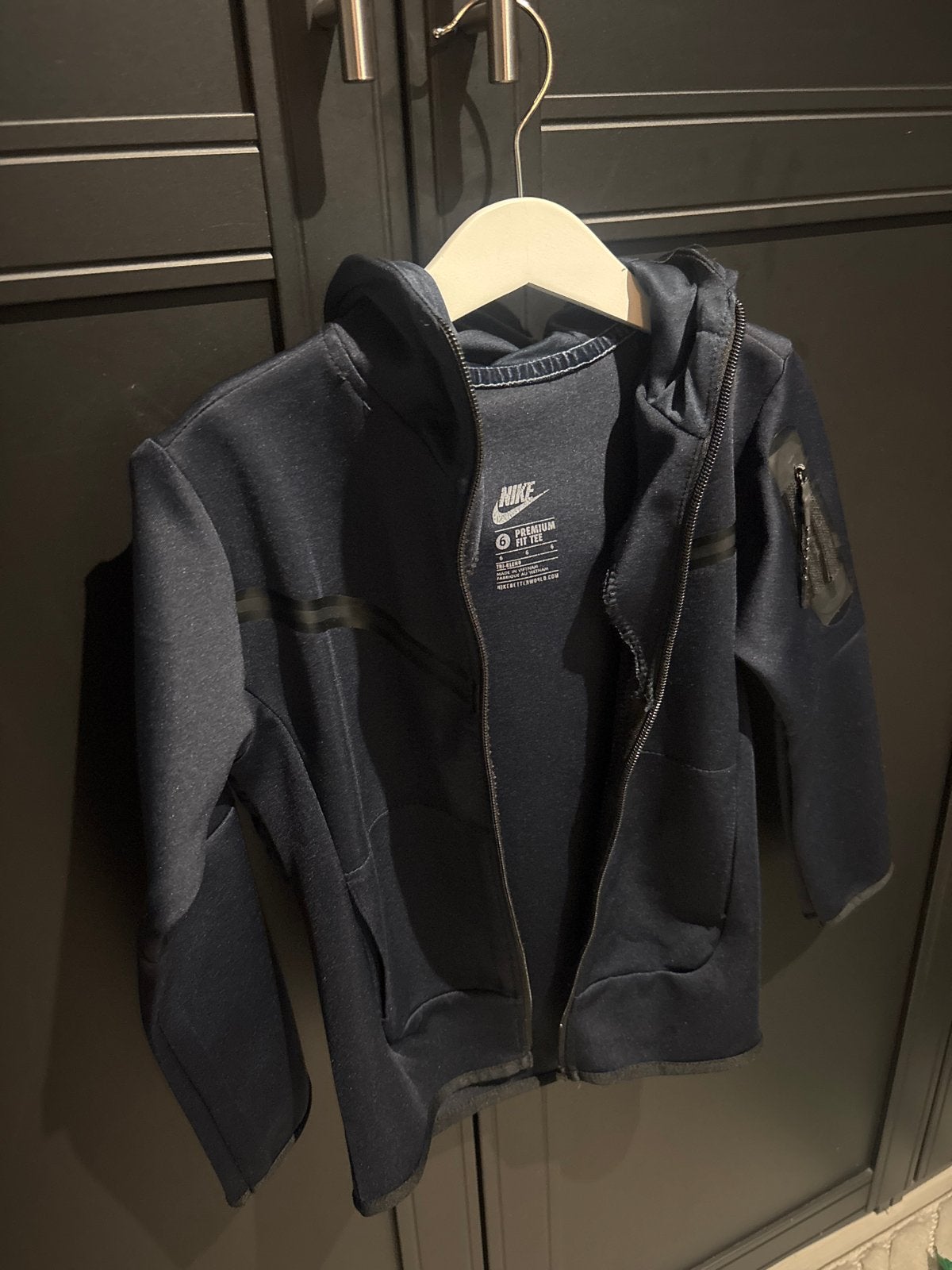 Nike Tech Fleece Hoodie voor kinderen - Maat 6, Ophalen of Verzenden, Zo goed als nieuw, Jongen of Meisje