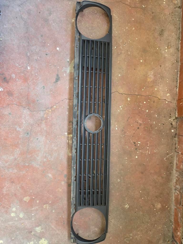 Originele Grill Volkswagen Golf 2 1.3, Ophalen of Verzenden, Voor, Volkswagen, Bumper