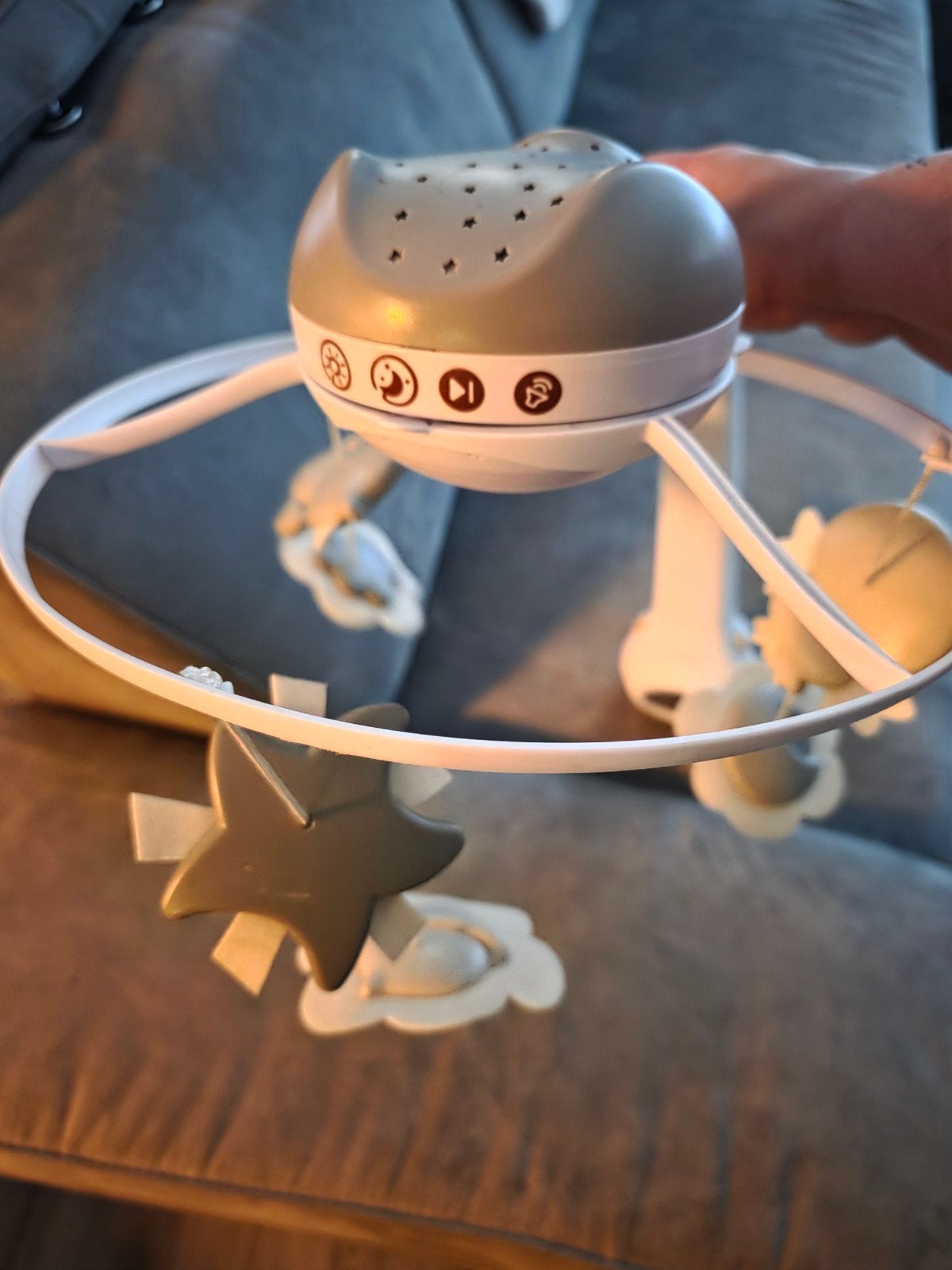 3-in-1 Muziekmobiel & Projector met pluche figuurtjes, Kinderen en Baby's, Ophalen of Verzenden, Zo goed als nieuw