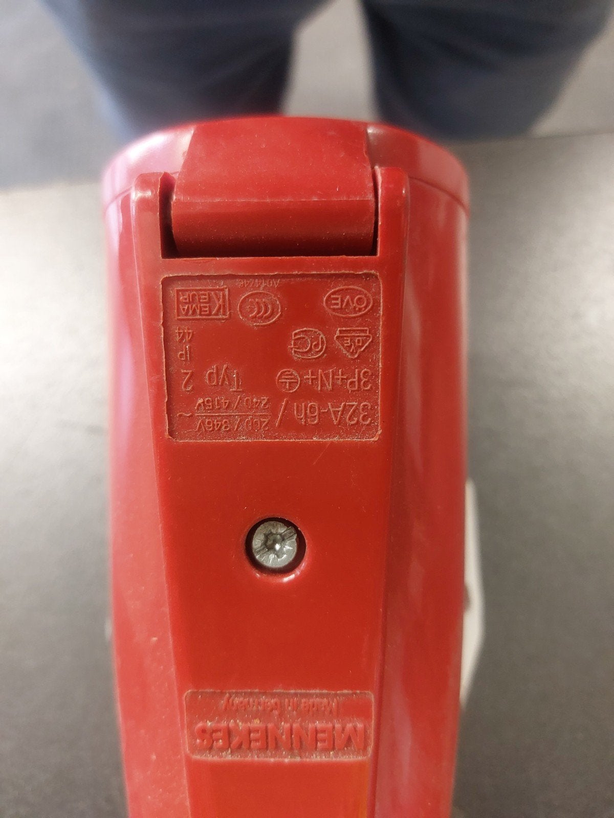 Mennekes CEE Stekker 32A 400V 5-polig Rood, Ophalen of Verzenden, Gebruikt, Stekker
