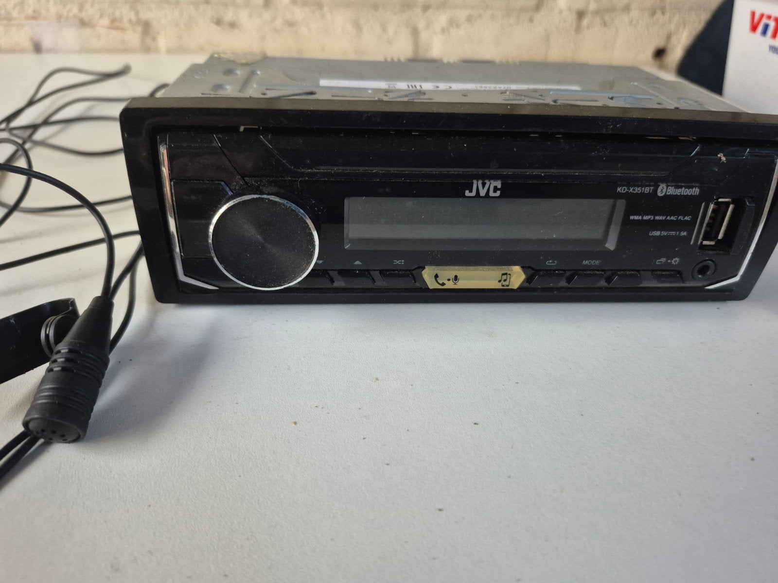 JVC KD-X351BT Autoradio met Bluetooth en USB, Auto diversen, Ophalen, Gebruikt